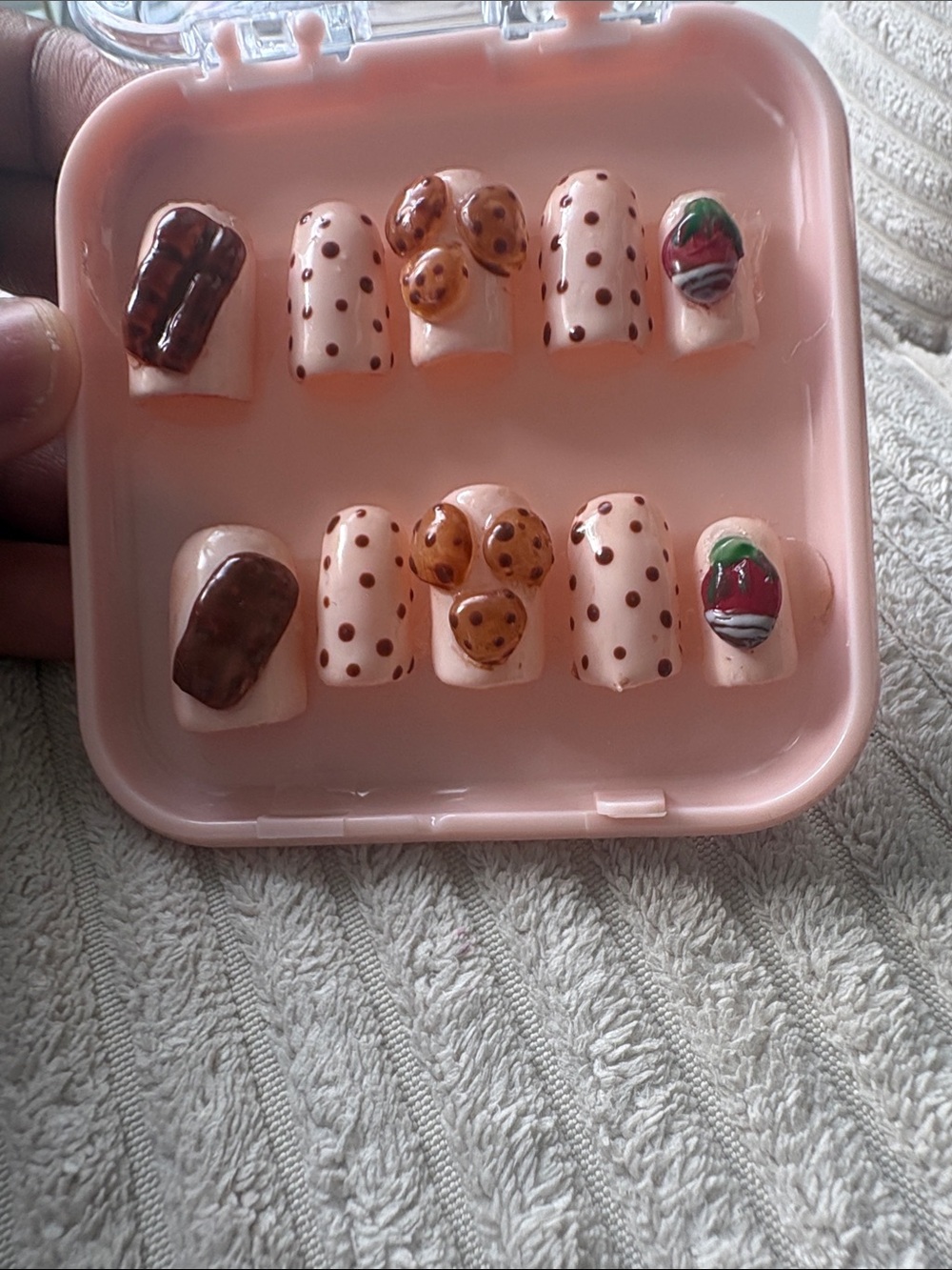 Hand-Painted Pink Dessert Accent Press-On Nails
